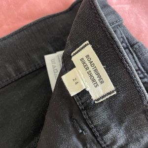 Madewell road-tripped bike denim shorts